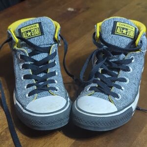 Converse Sneakers in Gray and Yellow